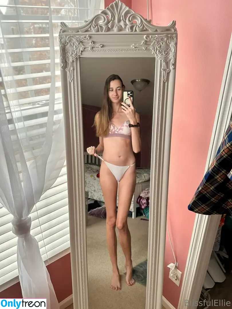 blissfulellie nude photo #0943 (blissfulellie)