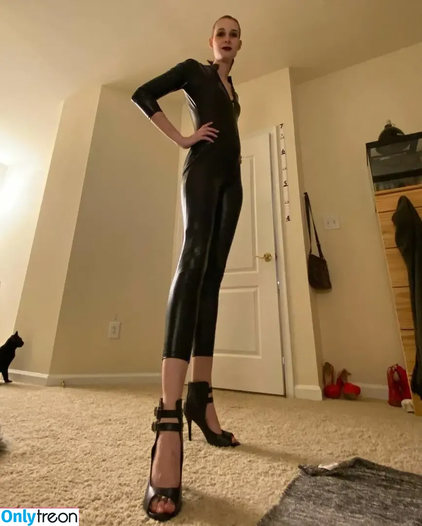 blissfulellie nude photo #1065 (blissfulellie)
