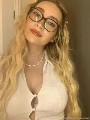 blissfulwhisperasmr / blissfulasmryt фото голая #0113