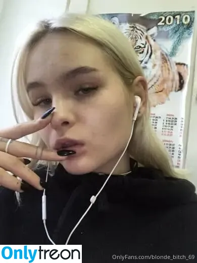 blonde_bitch_69 голая photo #0032 (blondebitch69)