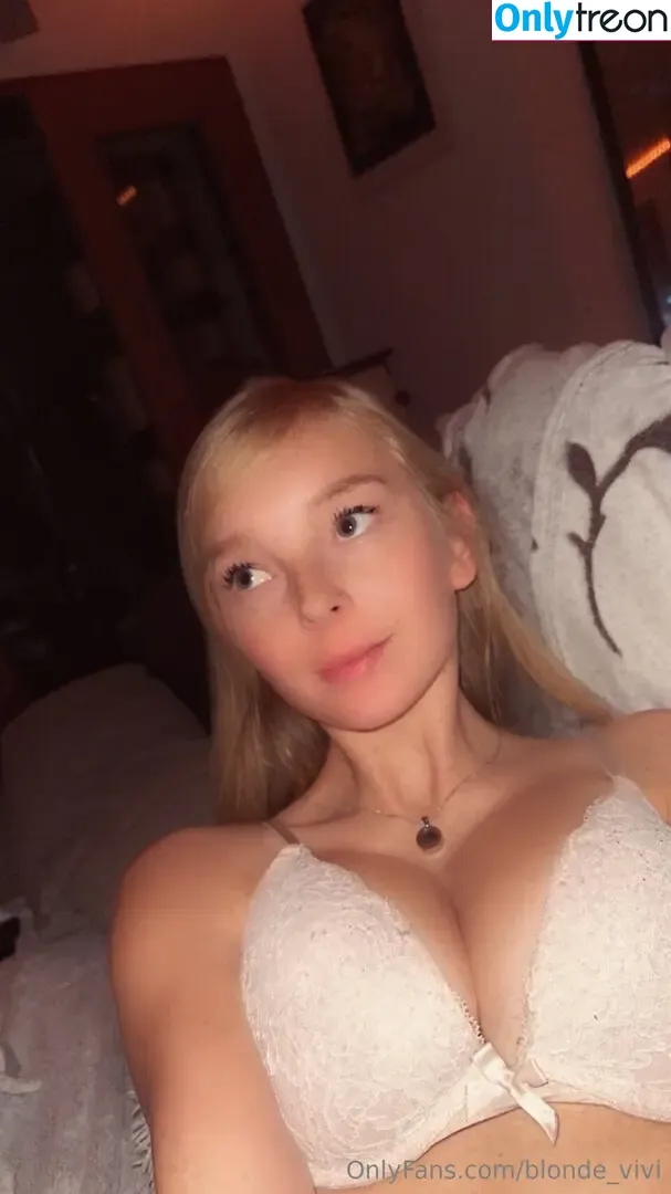 blonde_vivi голая photo #0350 (blonde_vivi)