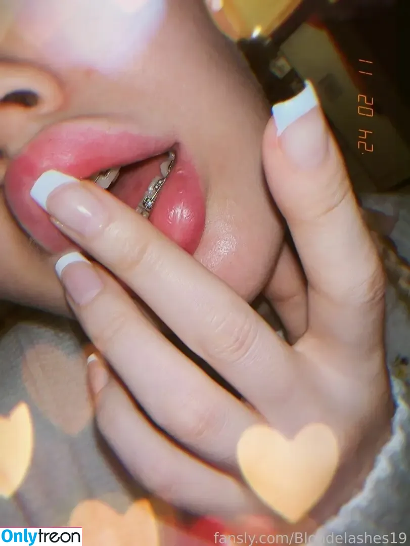 Blondelashes19 nude photo #0412 (oralstrawberry)