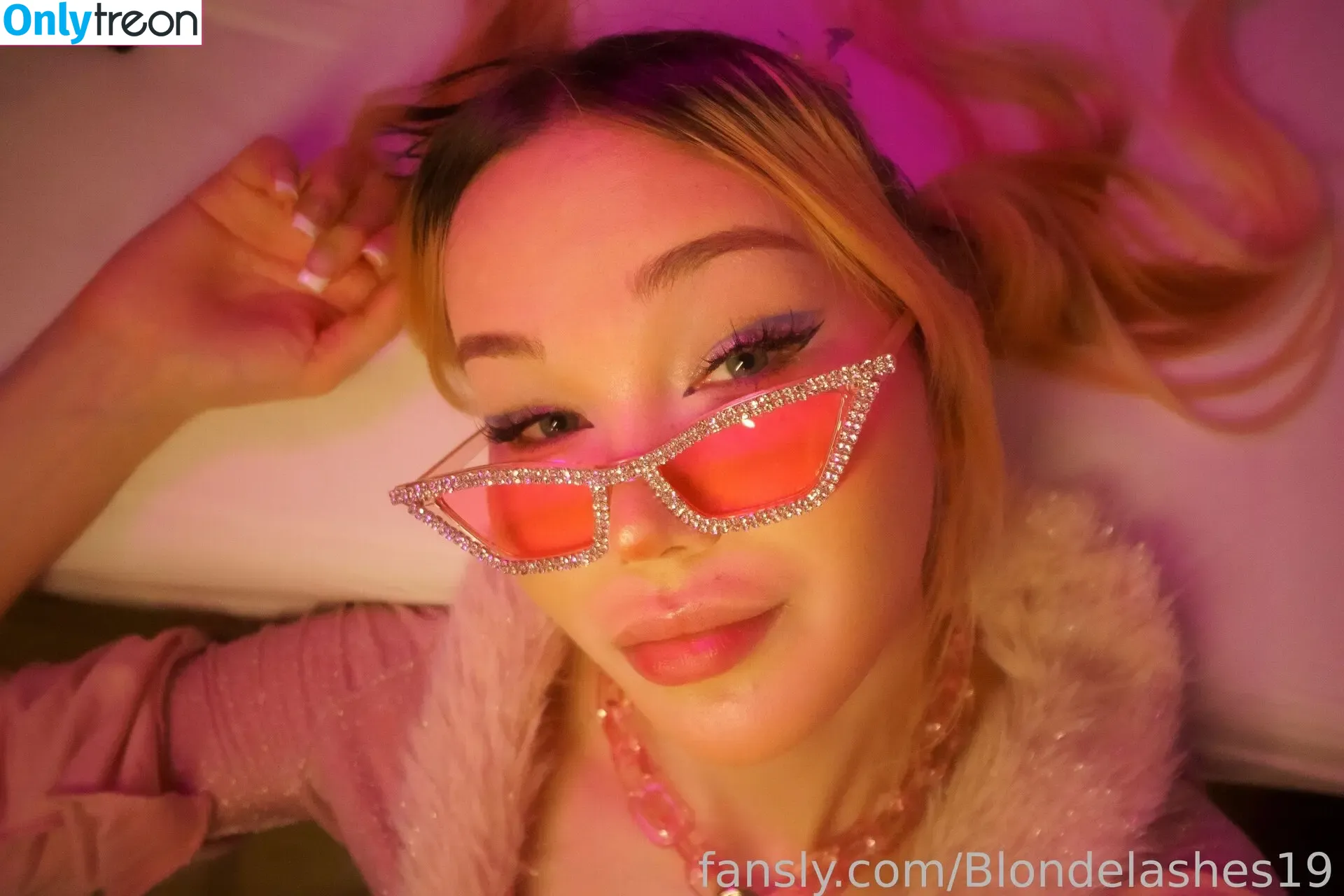 Blondelashes19 nude photo #0485 (oralstrawberry)