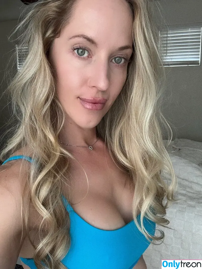 blondemel nude photo #0084 (melblonde09)