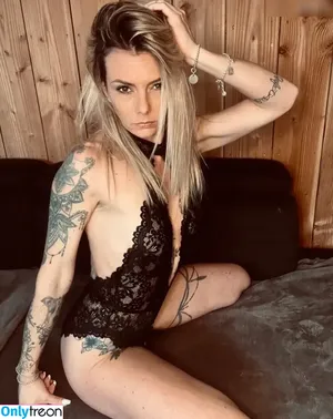 Blondie_inked777 фото голая #0014