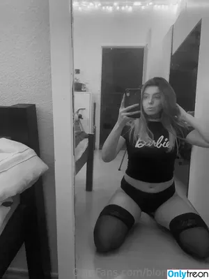 blondieasmr / _blondieasmr_ nude photo #0223