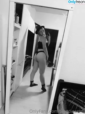 blondieasmr / _blondieasmr_ nude photo #0232