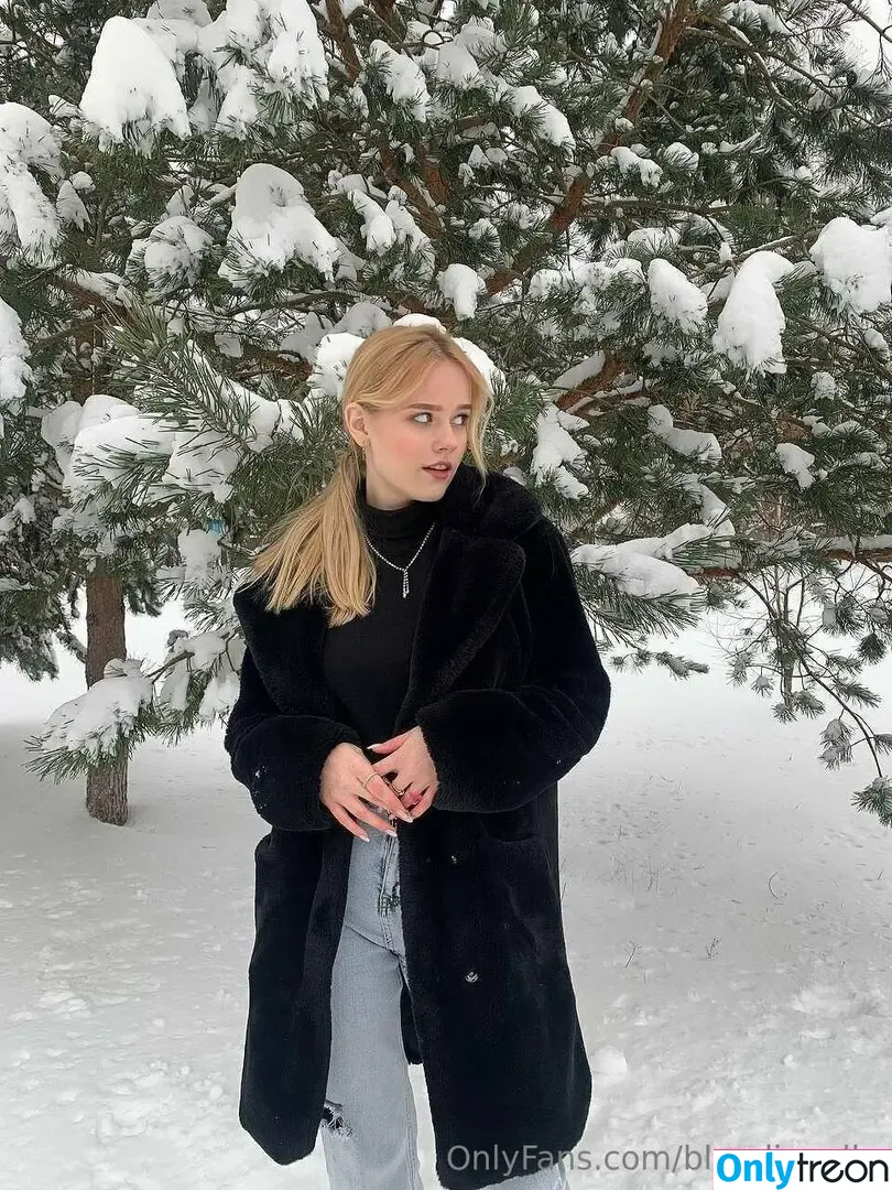 blondiepolly голая photo #0019 (blondiepolly)