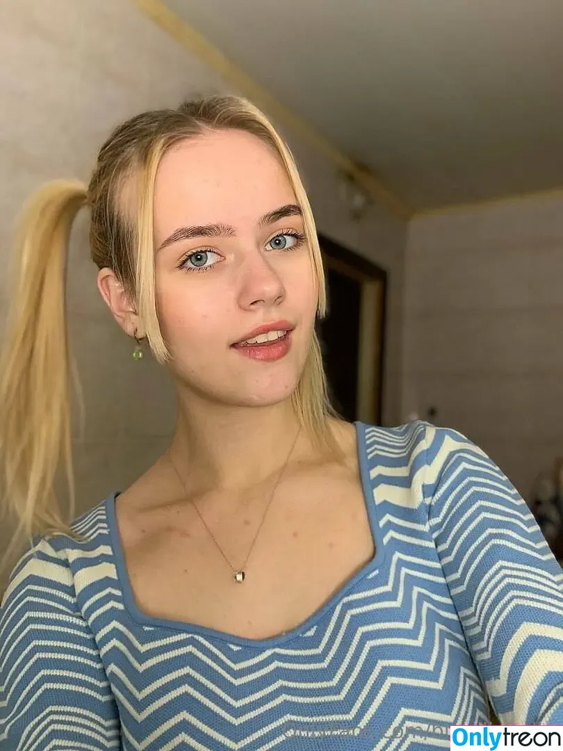 blondiepolly голая photo #0021 (blondiepolly)