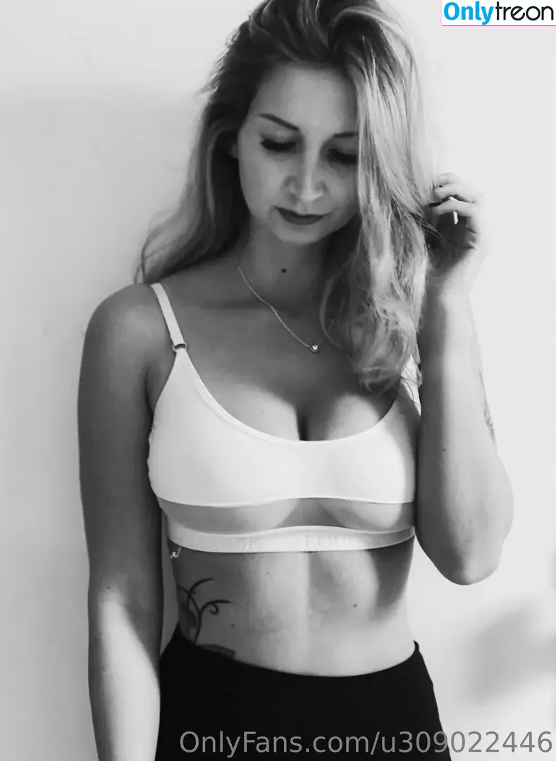 Blondiiegiirl nude photo #0021 (missblondieque)