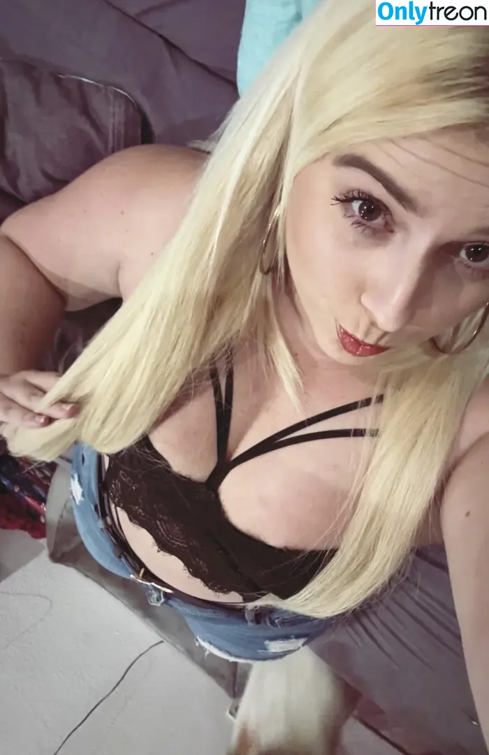 Blondiihell nude photo #0139 (Blondiihell)