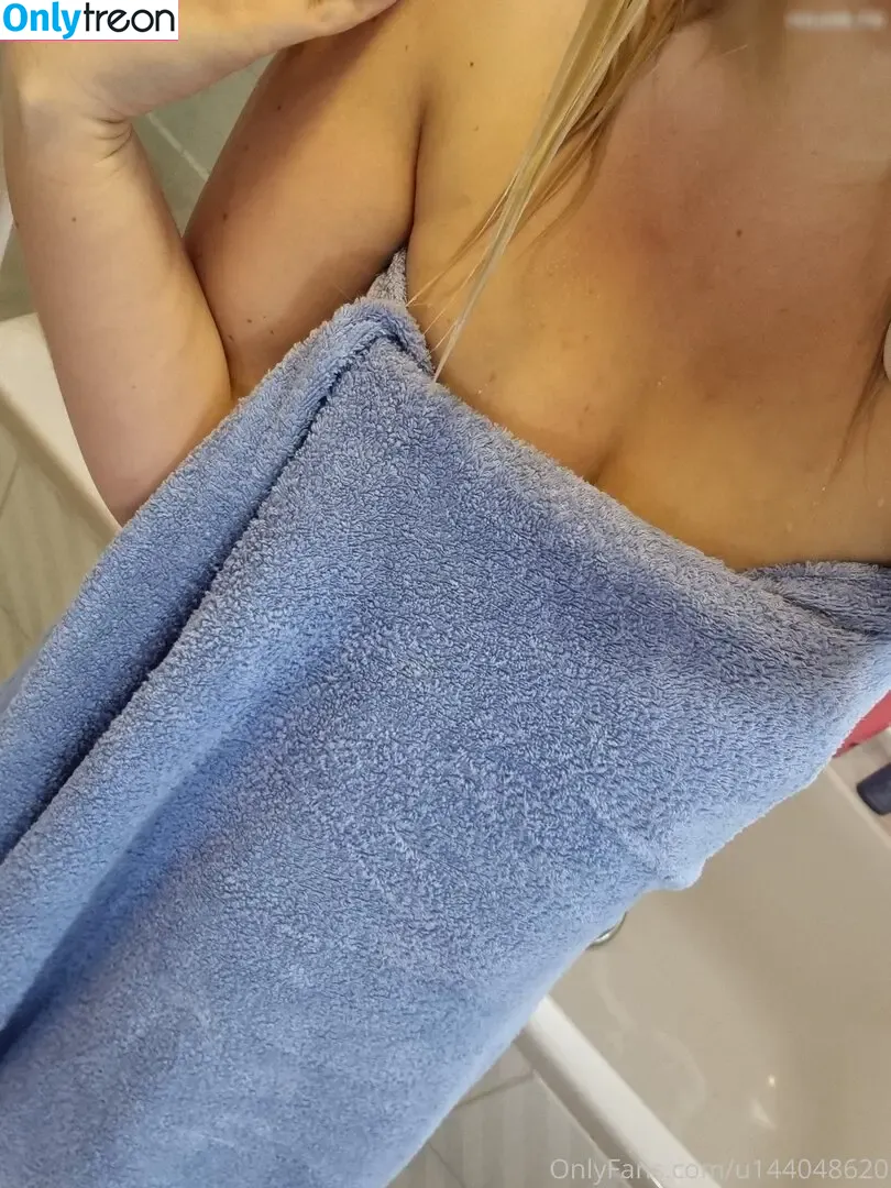 Blondiihell голая photo #0185 (Blondiihell)