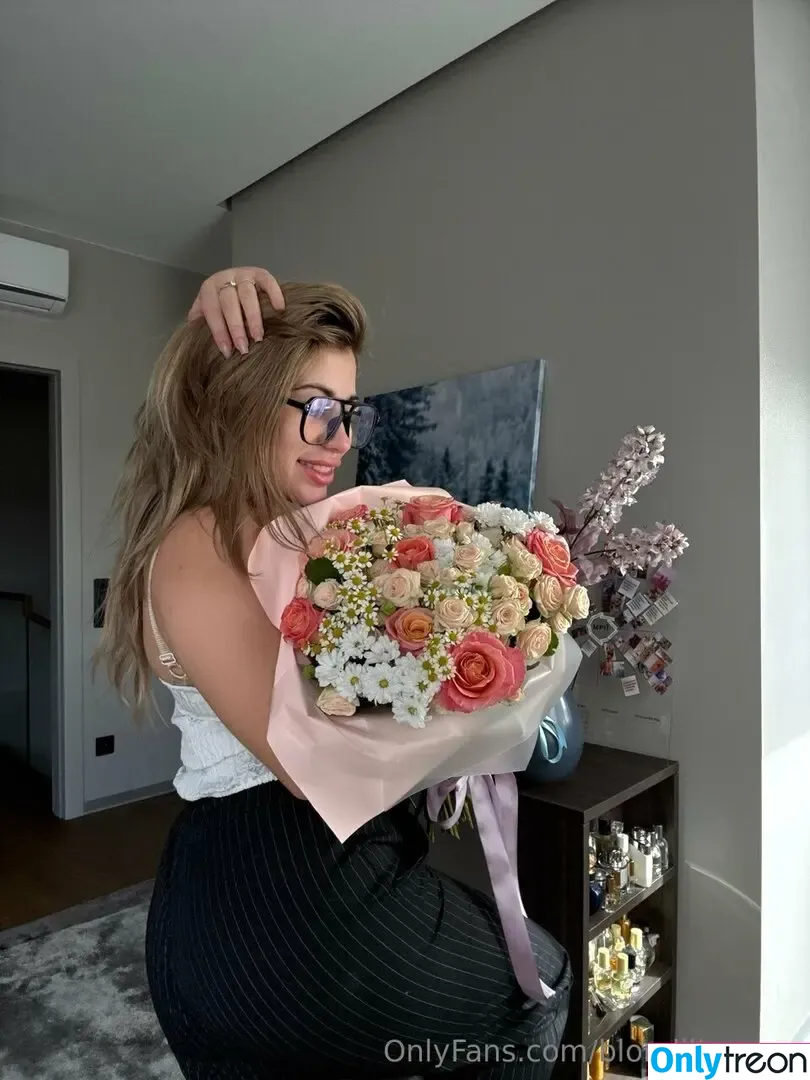 blondiiie_rose голая photo #0380 (blonderoseband)