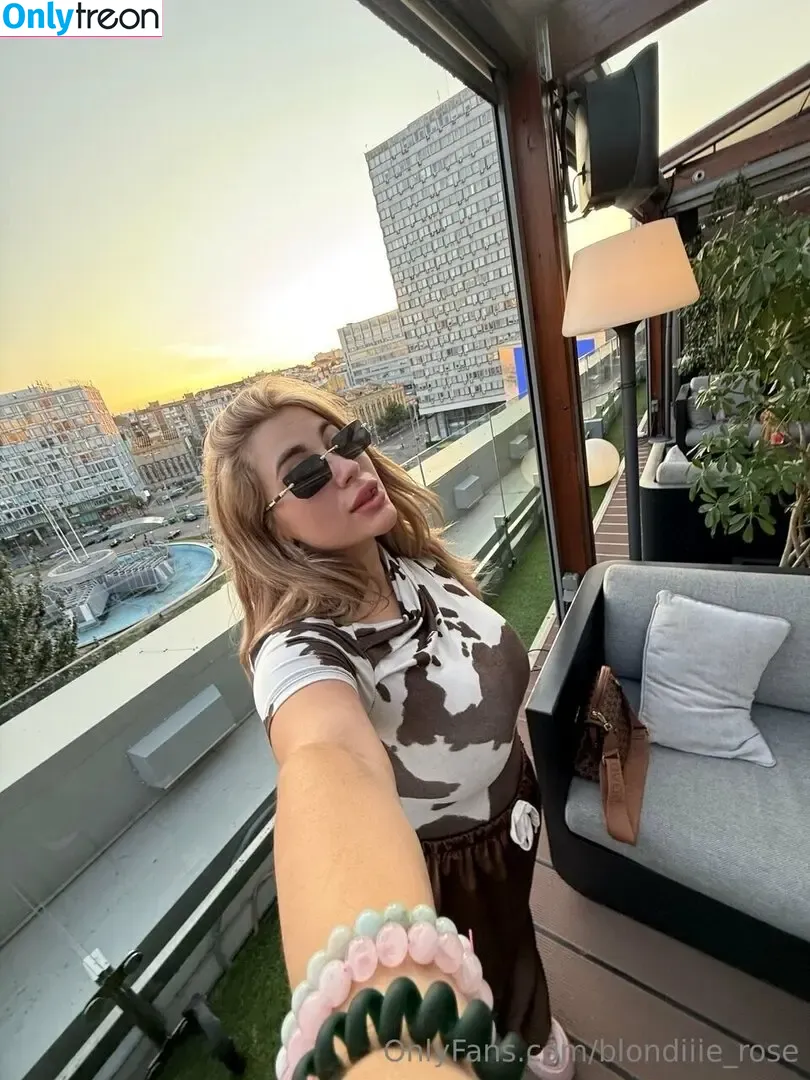 blondiiie_rose голая photo #0381 (blonderoseband)