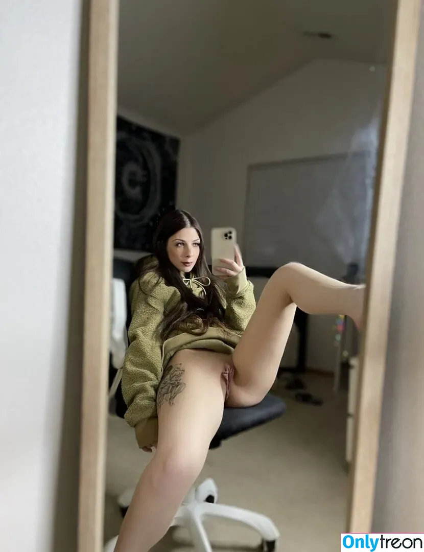 blossomallie nude photo #0010 (blossomallie__)