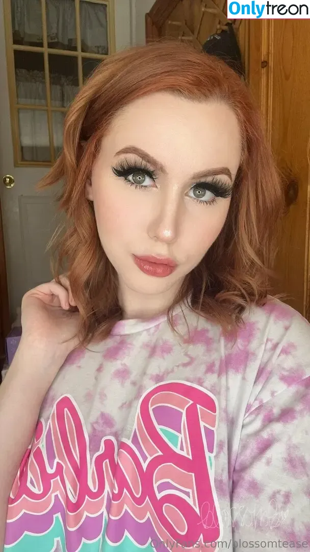 blossomtease nude photo #0003 (blossomthetease)