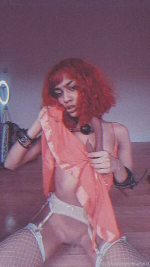 bluelah3 / bluelahs nude photo #0003