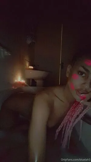 bluelah3 / bluelahs nude photo #0050