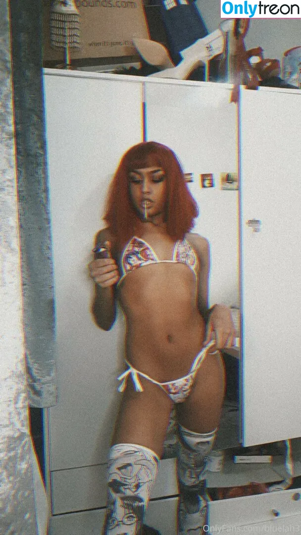 bluelah3 nude photo #0006 (bluelahs)
