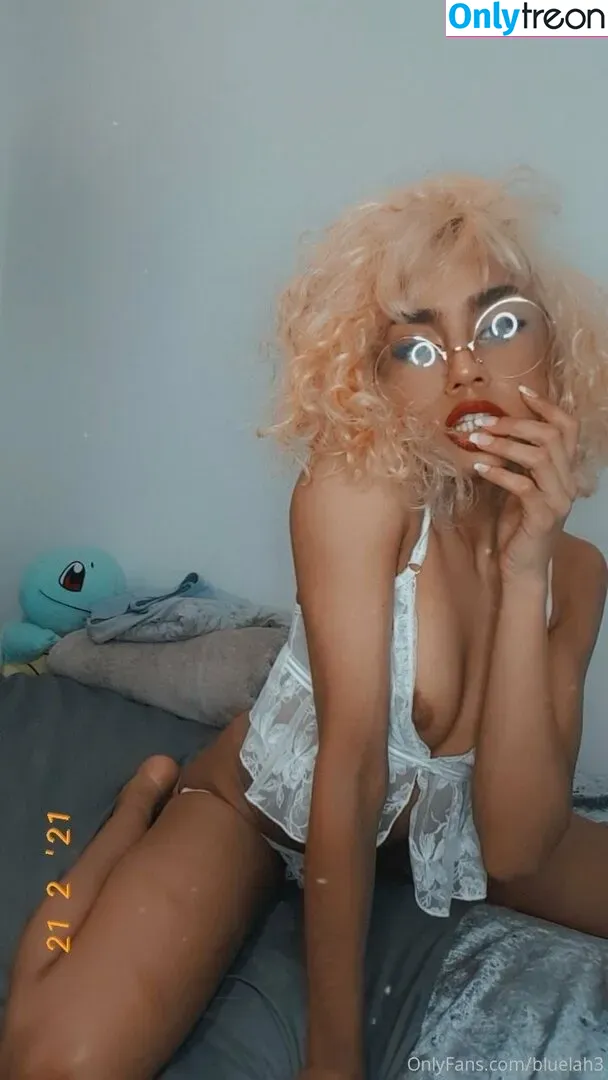 bluelah3 nude photo #0086 (bluelahs)