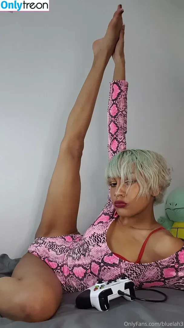 bluelah3 nude photo #0260 (bluelahs)