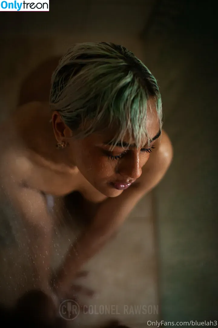 bluelah3 голая photo #0305 (bluelahs)
