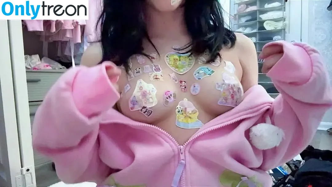 blushymallow nude photo #0292 (blushy.mallow / pastelblushy)