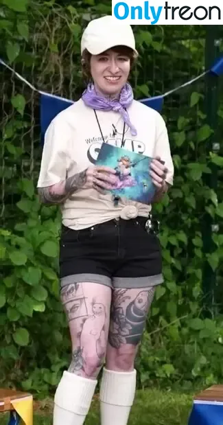 Boba_witch nude photo #0053 (boba.wtch / bobateabitxh / bobawitch / bobawtch)