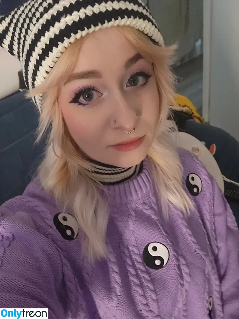 Boba_witch nude photo #0088 (boba.wtch / bobateabitxh / bobawitch / bobawtch)