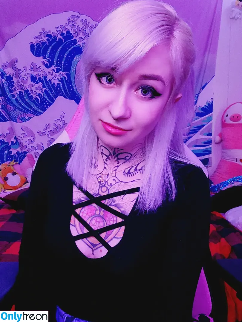Boba_witch nude photo #0089 (boba.wtch / bobateabitxh / bobawitch / bobawtch)