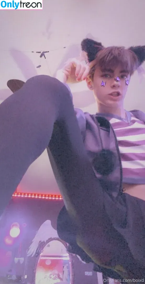 boixd nude photo #0200 (boixd)