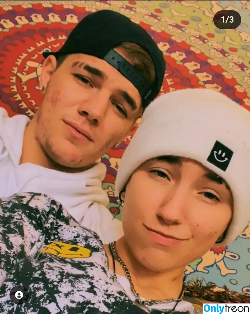 Bonggdogg голая photo #0003 (Bonggdogg)