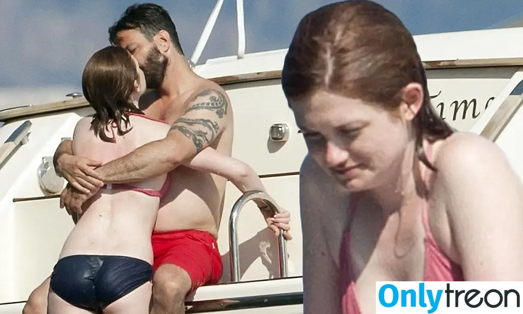 Bonnie Wright голая photo #0128 (thisisbwright)