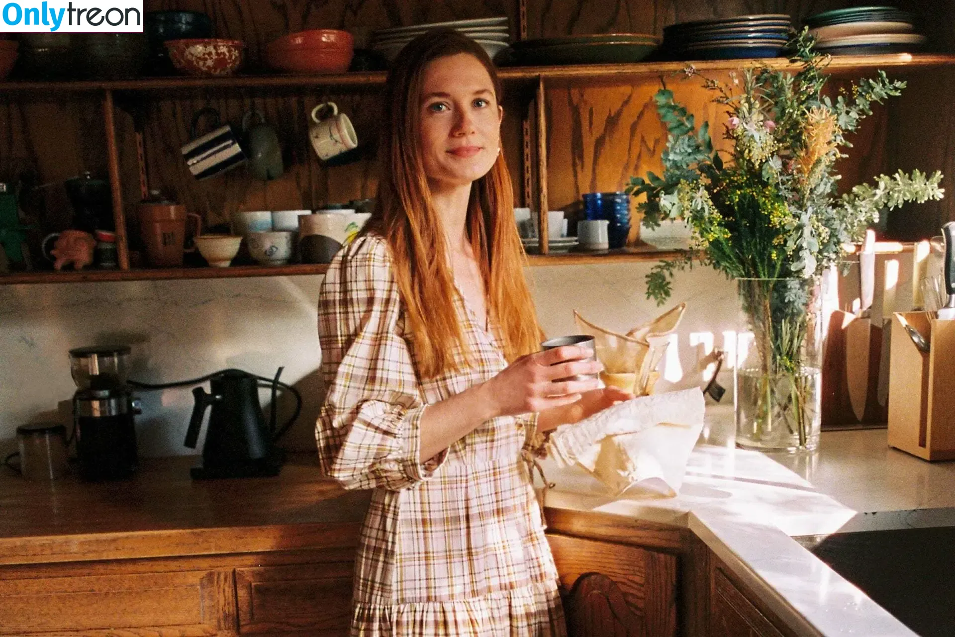 Bonnie Wright голая photo #0149 (thisisbwright)