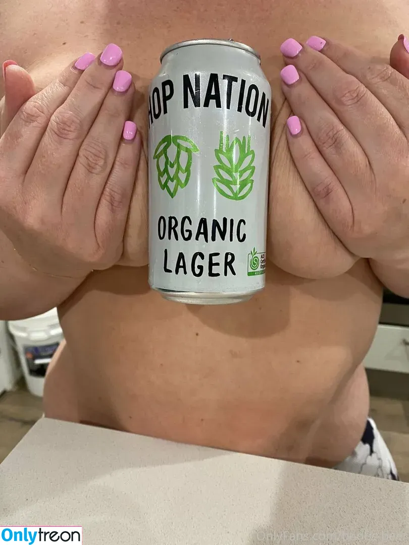 boobs-beer nude photo #0011 (beer.boobs)