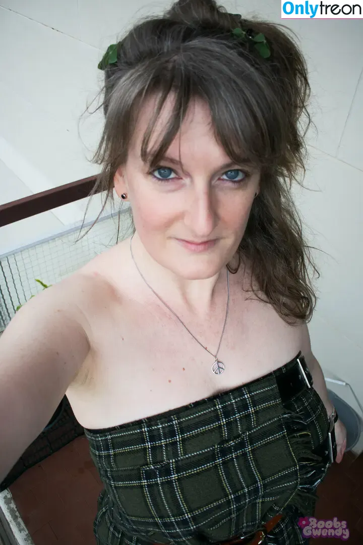 boobsgwendy nude photo #0094 (boobsgwendy)