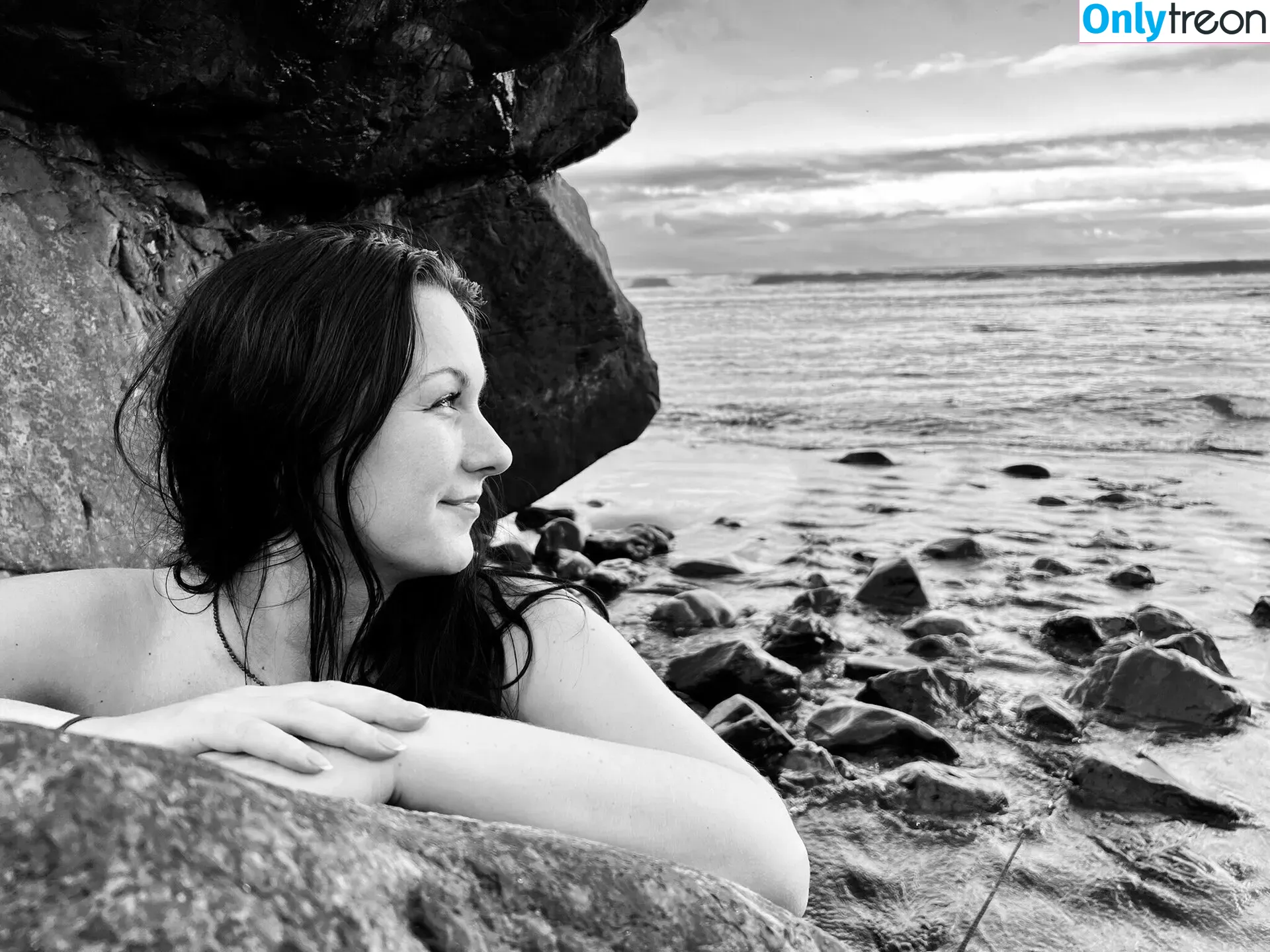 boobStruggle голая photo #0198 (boobStruggle)