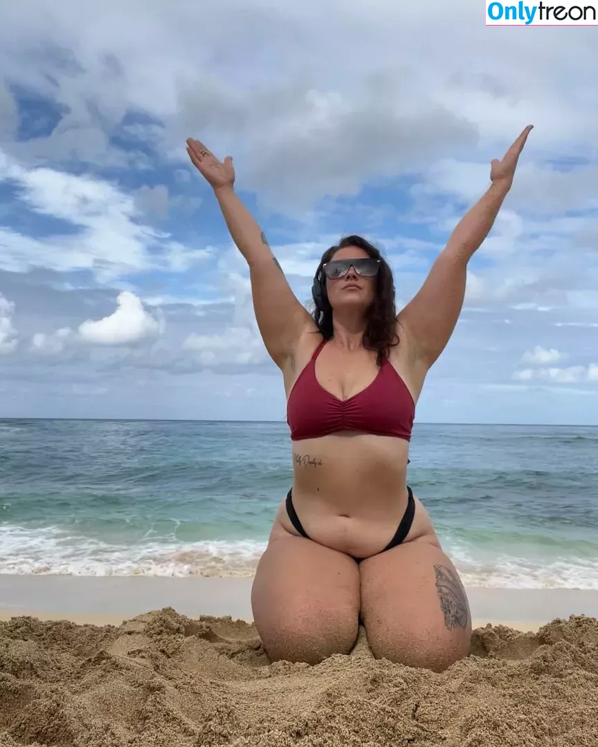 bootylicious.empress nude photo #0012 (Cal / Kalis World / kalis_world_)