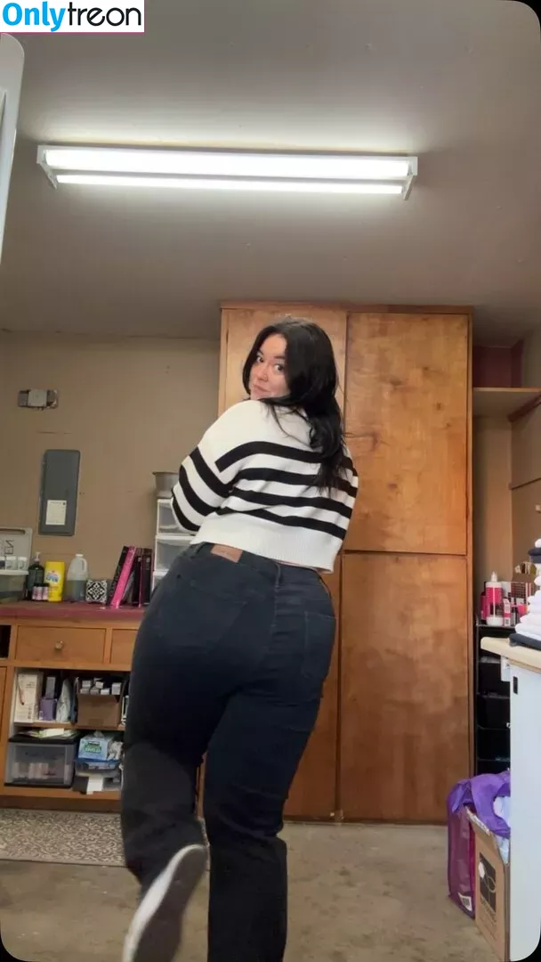 bootylicious.empress nude photo #0035 (Cal / Kalis World / kalis_world_)
