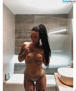 Bootyqueen92 / Kristiinyollen nude photo #0008