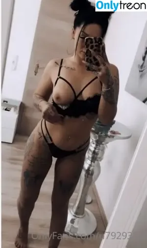 Bootyqueen92 / Kristiinyollen nude photo #0009