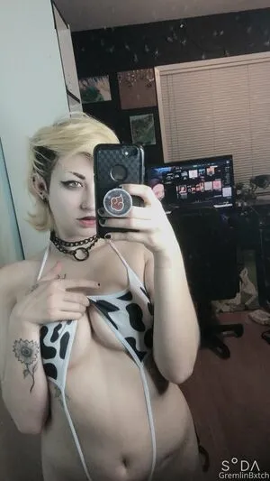 boozygremlin / boozy.gremlin nude photo #0066