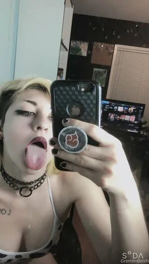 boozygremlin / boozy.gremlin nude photo #0067