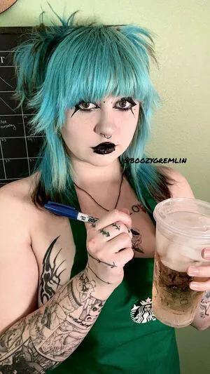 boozygremlin / boozy.gremlin nude photo #0097