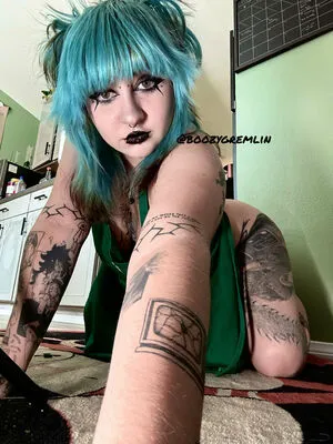 boozygremlin / boozy.gremlin nude photo #0103