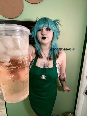 boozygremlin / boozy.gremlin nude photo #0106