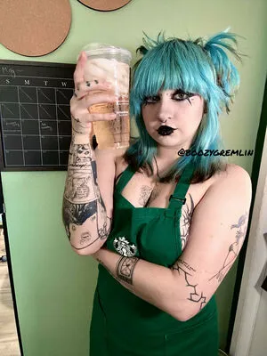 boozygremlin / boozy.gremlin nude photo #0107
