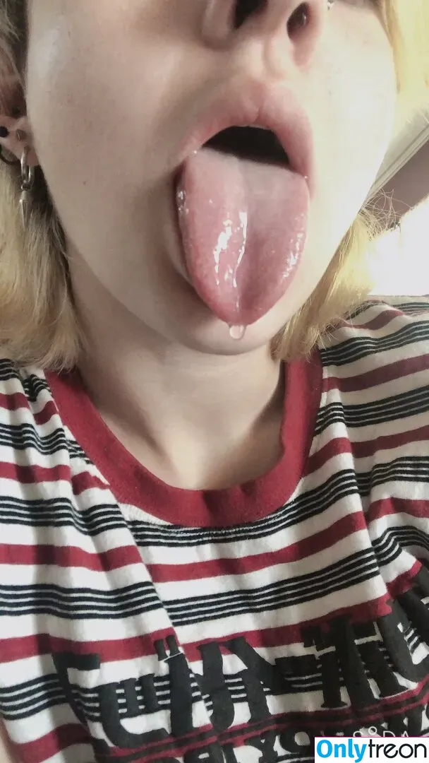 boozygremlin голая photo #0053 (boozy.gremlin)