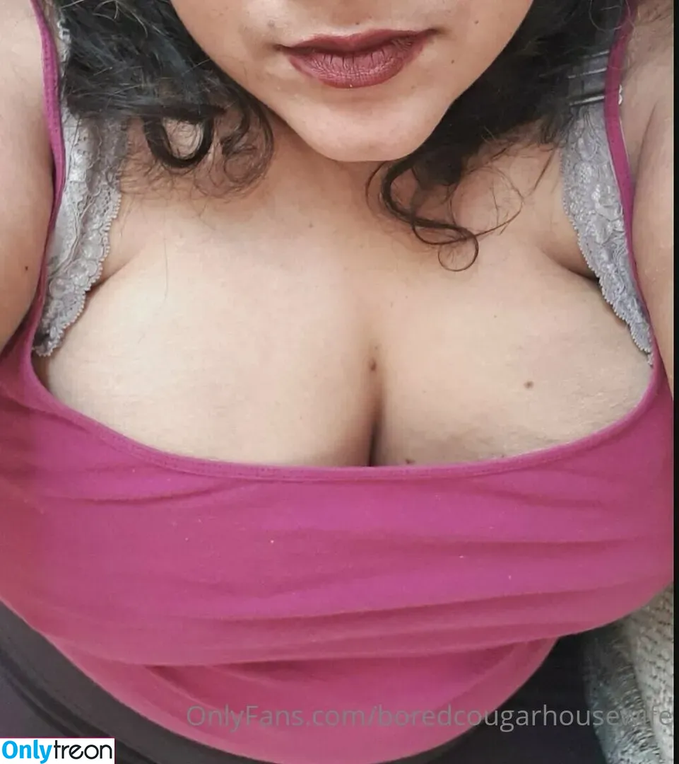 boredcougarhousewife nude photo #0019 (boredcougarhousewife)