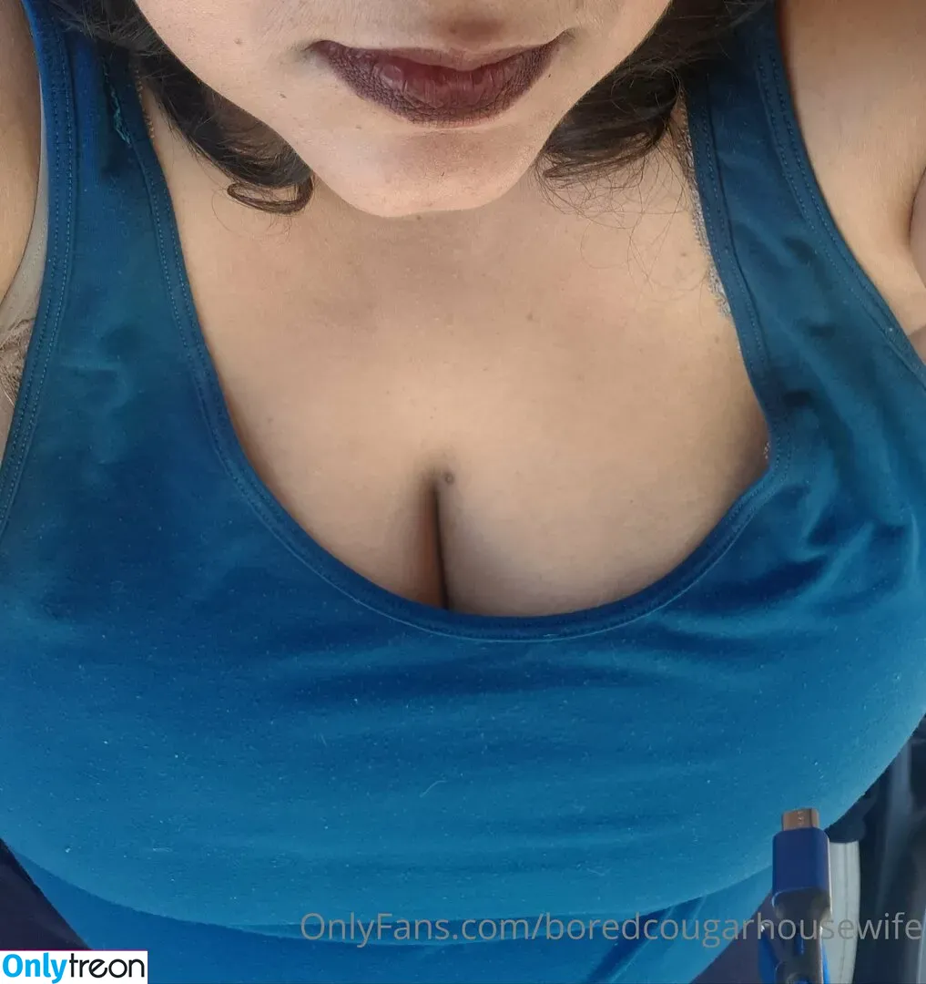 boredcougarhousewife nude photo #0026 (boredcougarhousewife)